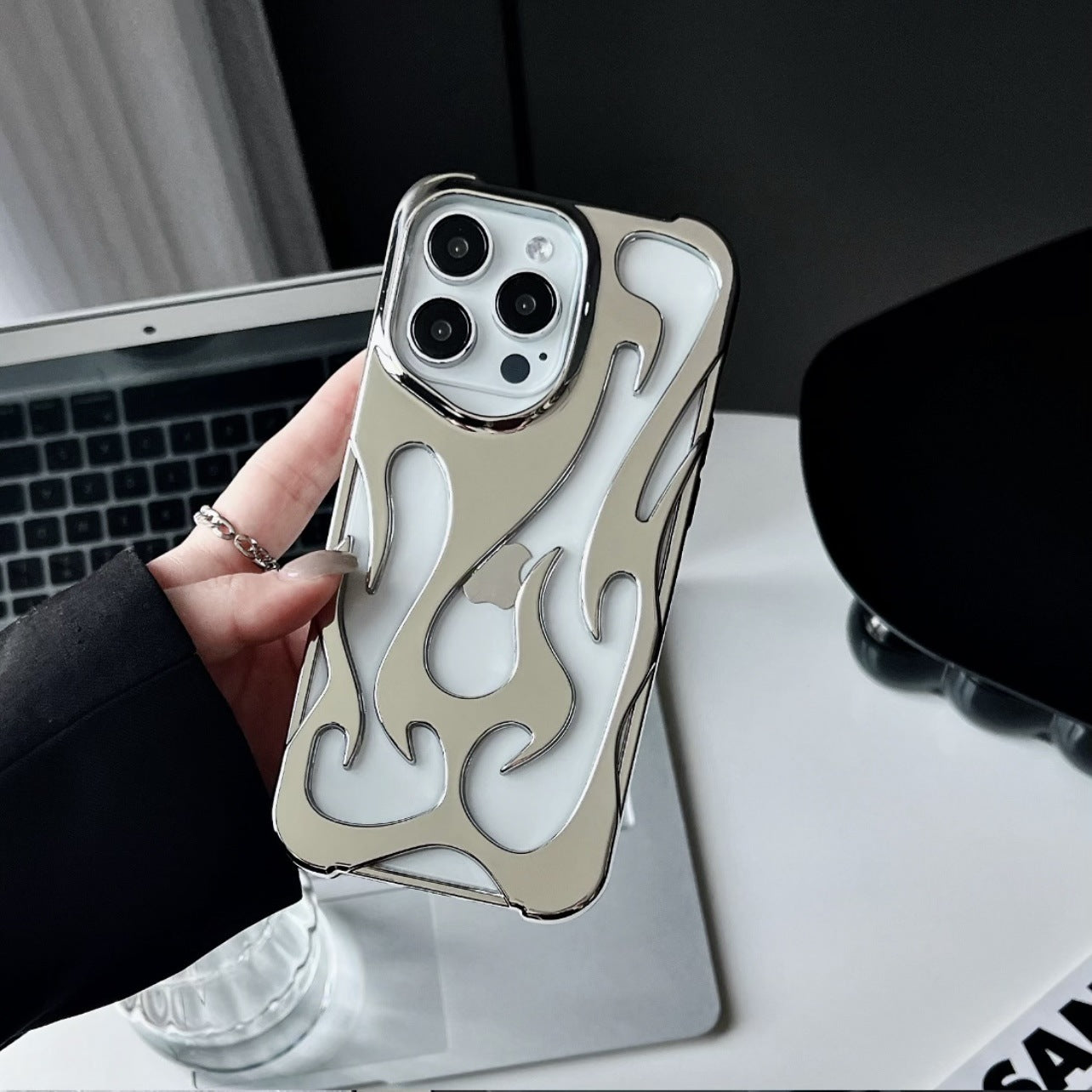 Flame Pattern Electroplated Heat-Dissipation Soft Case – Stylish Shockproof TPU Cover for iPhone Models